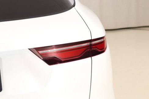 Used 2024 Jaguar F-PACE R-Dynamic S image 21