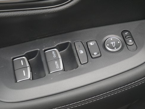 New 2026 Honda HR-V EX-L image 17