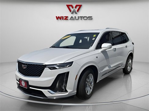 Used 2023 Cadillac XT6 Luxury image 1