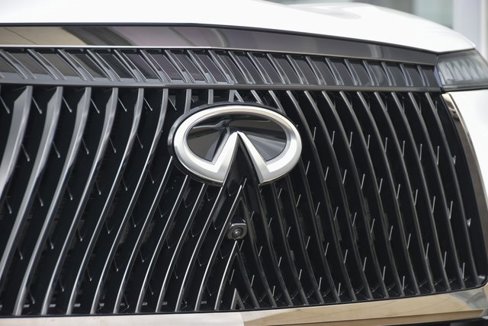 New 2026 INFINITI QX80 Autograph w/ Premium Cargo Package image 15