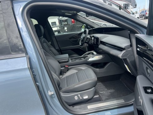 New 2025 Lincoln Nautilus Reserve w/ Jet Appearance Package image 13