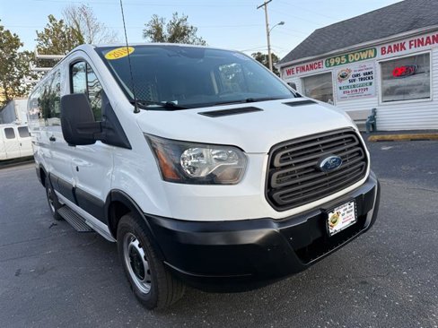 Used 2016 Ford Transit 250 130 Low Roof image 4