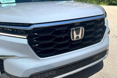Used 2025 Honda Pilot Elite image 34