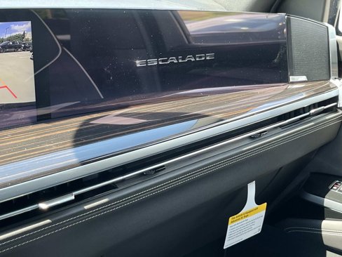 New 2026 Cadillac Escalade Luxury w/ Touring Package image 29