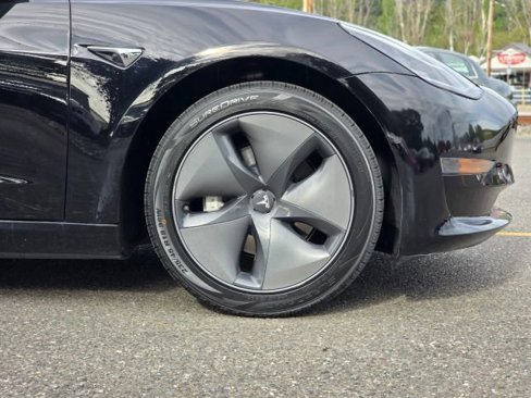 Used 2020 Tesla Model 3 Standard Range Plus image 42
