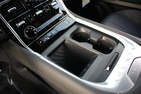 New 2026 Nissan Armada SL w/ Captain's Chari Seat Package image 10