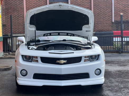 Used 2011 Chevrolet Camaro SS image 31