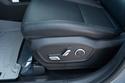 Used 2024 Hyundai Santa Fe Limited image 30