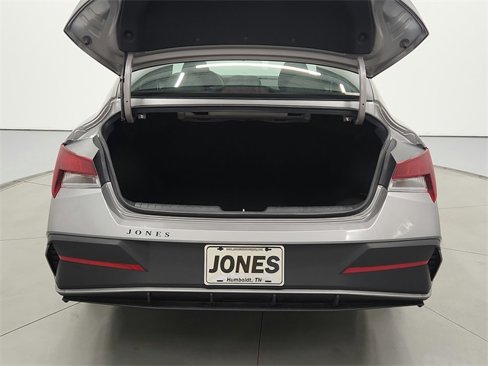 Used 2025 Hyundai Elantra Sport w/ Cargo Package image 29