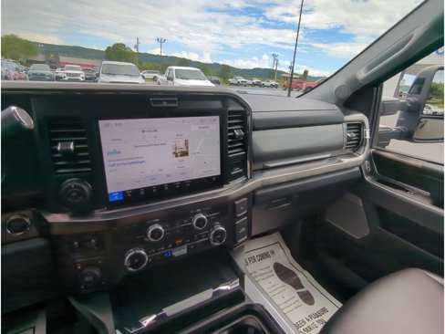 Used 2025 Ford F350 Lariat w/ Lariat Ultimate Package image 18
