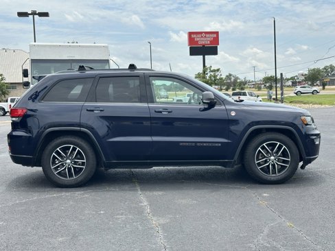Used 2018 Jeep Grand Cherokee Trailhawk image 4