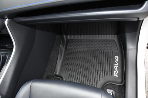 Used 2020 Toyota RAV4 XSE image 27