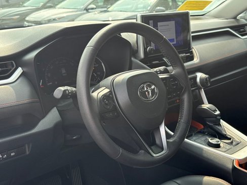 Used 2024 Toyota RAV4 Adventure image 26