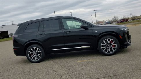 New 2025 Cadillac XT6 Sport w/ Technology Package image 9