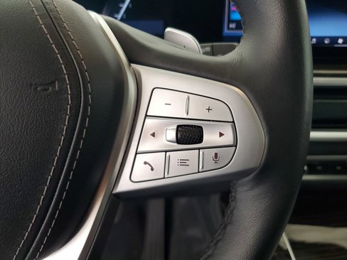 Used 2025 BMW X7 xDrive40i image 26