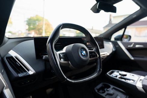Used 2024 BMW iX xDrive50 image 13