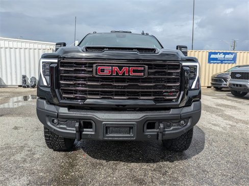 New 2026 GMC Sierra 2500 AT4X w/ AT4X AEV Edition image 9