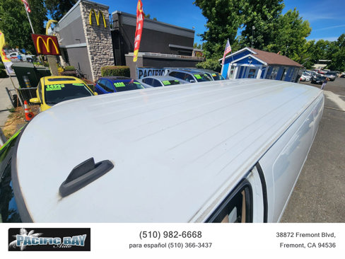 Used 2017 Chevrolet Express 2500 Extended image 9