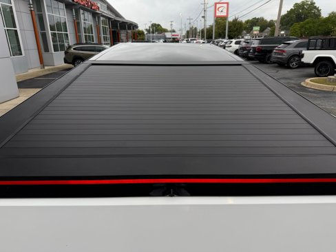 Used 2024 Tesla Cybertruck AWD Crew Cab image 18