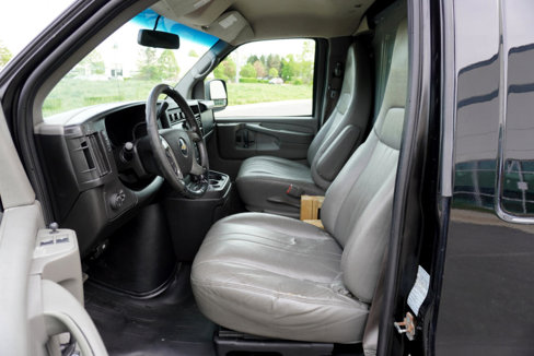 Used 2014 Chevrolet Express 1500 image 9