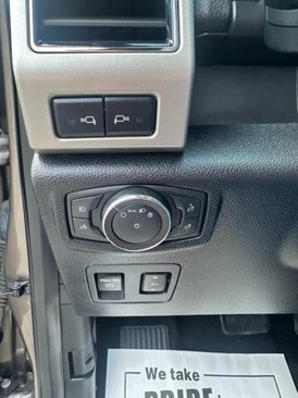 Used 2018 Ford F150 Lariat w/ Trailer Tow Package image 17