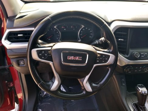 Used 2017 GMC Acadia SLT image 11