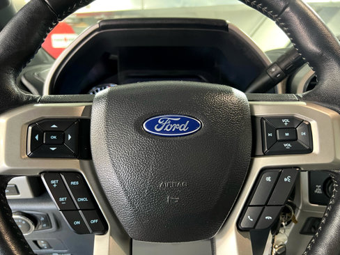 Used 2022 Ford F250 Lariat image 25