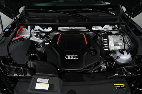 Used 2024 Audi SQ5 Premium Plus w/ Premium Plus Package image 45