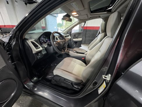 Used 2019 Honda HR-V EX image 12