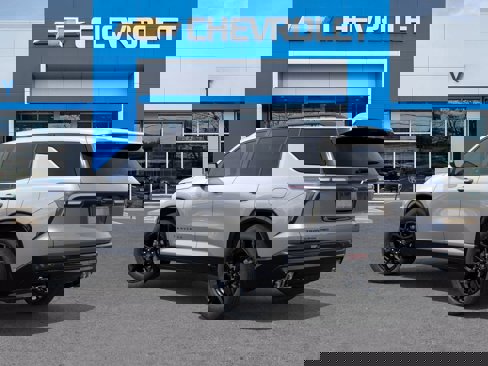 New 2026 Chevrolet Traverse RS image 3
