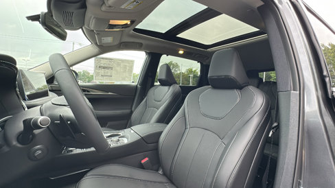 New 2026 INFINITI QX60 Luxe w/ Cargo Package image 8