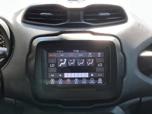 Used 2020 Jeep Renegade Latitude w/ Popular Equipment Group image 16