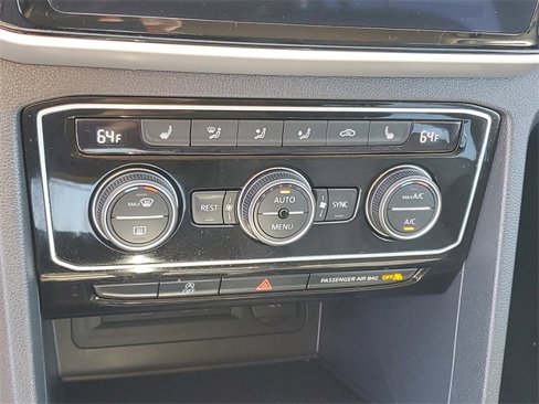 Used 2023 Volkswagen Atlas SE image 23