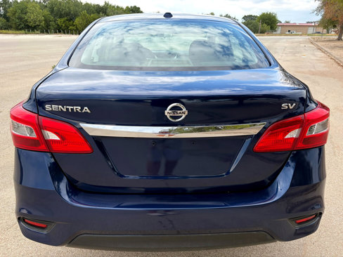 Used 2019 Nissan Sentra SV image 4