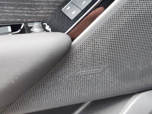 New 2026 Land Rover Range Rover Velar Dynamic SE image 23
