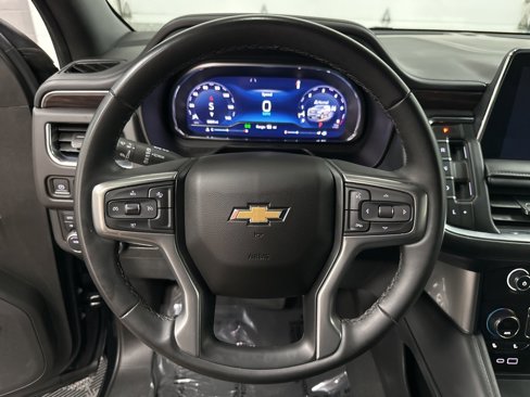 Used 2024 Chevrolet Suburban LT image 15