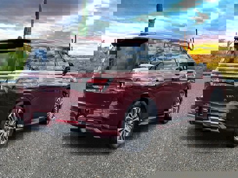 New 2025 INFINITI QX80 Luxe image 4