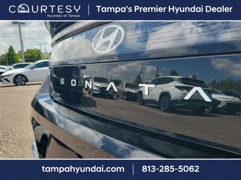 New 2025 Hyundai Sonata Limited image 6