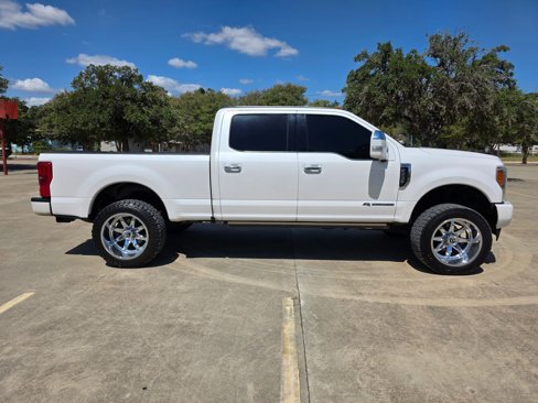Used 2017 Ford F250 Platinum w/ Platinum Ultimate Package image 5