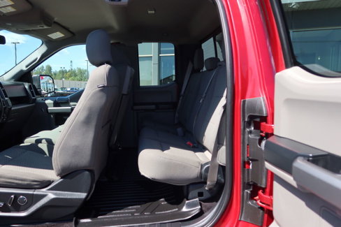 Used 2017 Ford F150 XLT w/ Equipment Group 302A Luxury image 13