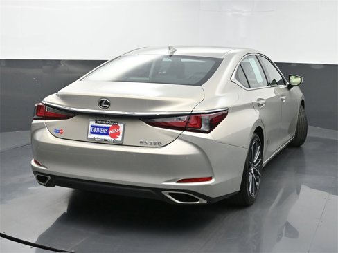 Used 2024 Lexus ES 350 w/ Premium Package image 43
