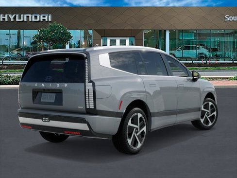 New 2026 Hyundai Ioniq 9 Calligraphy image 4