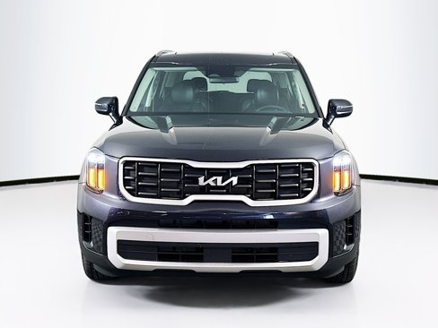 Used 2025 Kia Telluride S image 2
