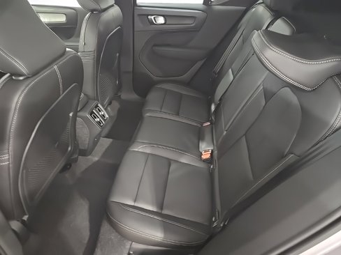 New 2026 Volvo XC40 B5 Ultra w/ Climate Package image 23