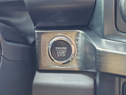 Used 2023 Ford F350 Lariat w/ Lariat Ultimate Package image 40
