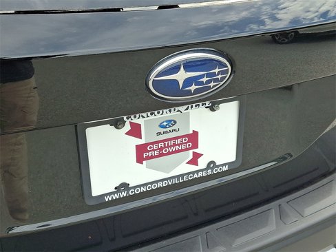 Certified 2025 Subaru Outback Limited image 32
