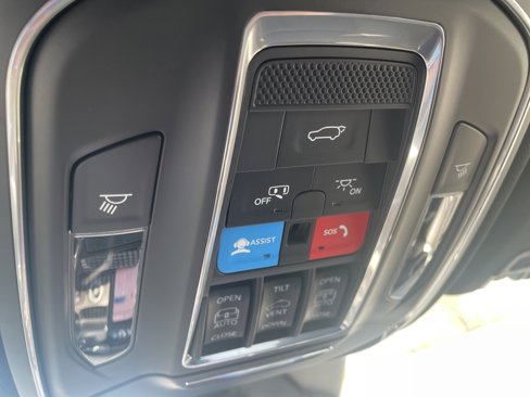 New 2025 Jeep Grand Cherokee Limited 4xe image 35