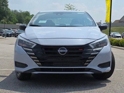 New 2025 Nissan Versa SR w/ Trunk Package image 20