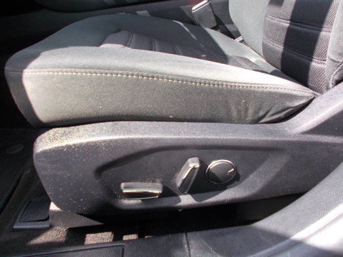 Used 2020 Ford Fusion SE image 13