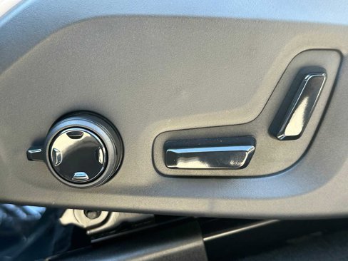 New 2026 Volvo XC90 B6 Ultra image 22